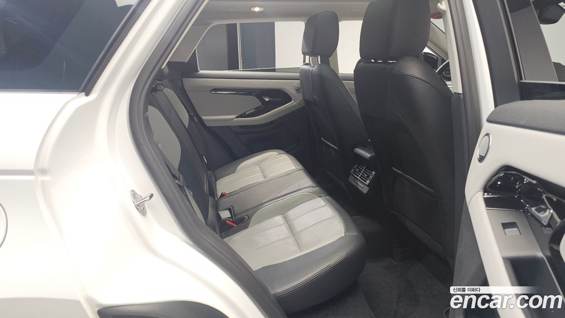 Land Rover Range Rover Evoque 2024