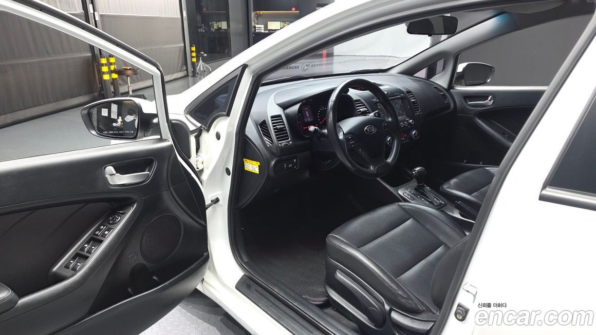 Kia K3 2013