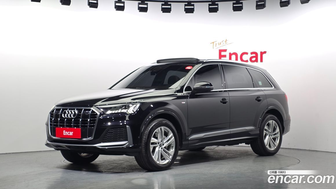 Audi Q7 2021