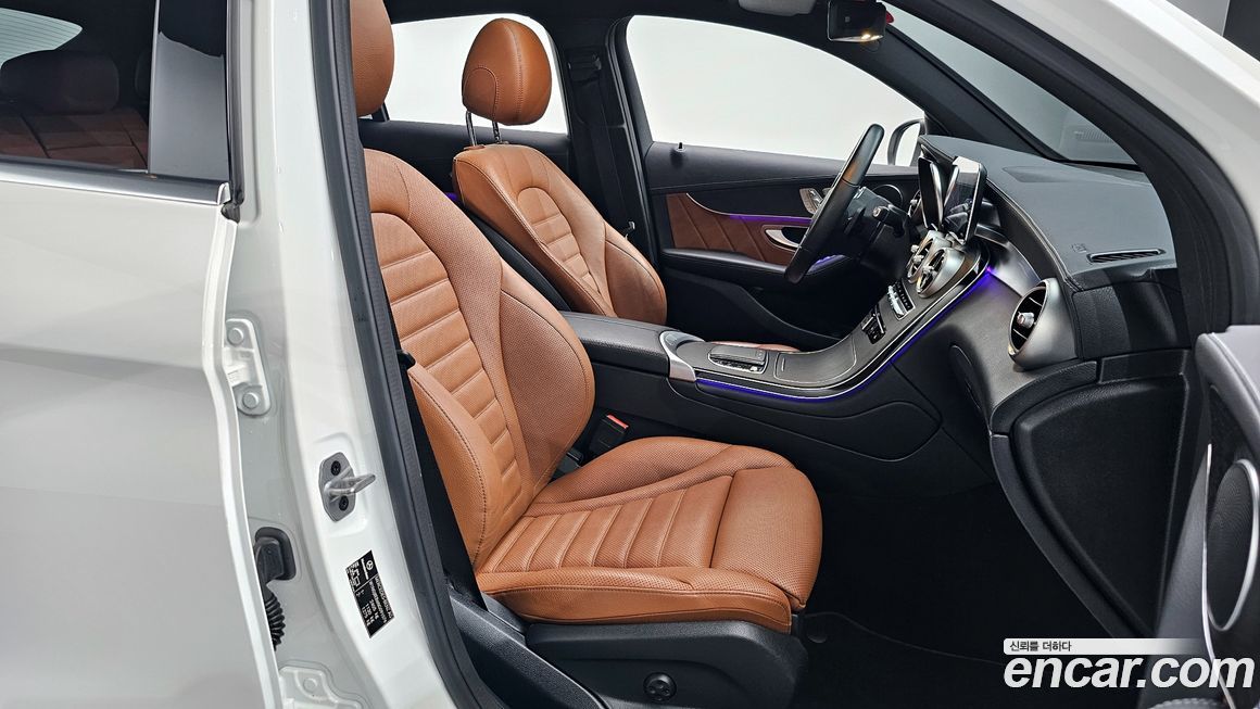 Mercedes-Benz GLC-Class 2022