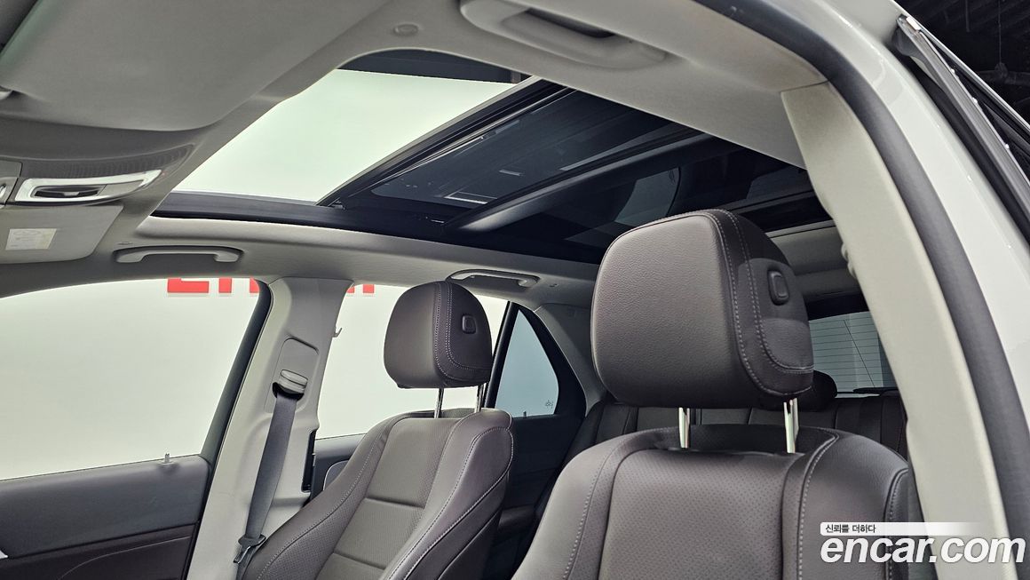 Mercedes-Benz GLE-Class 2020