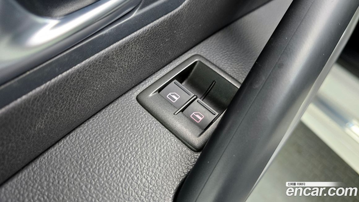 Volkswagen Scirocco 2012