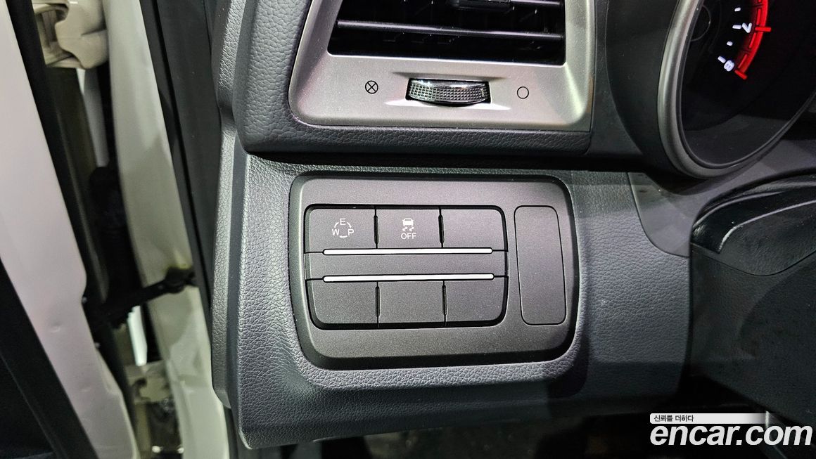 KG_Mobility_Ssangyong TIBOLI 2016