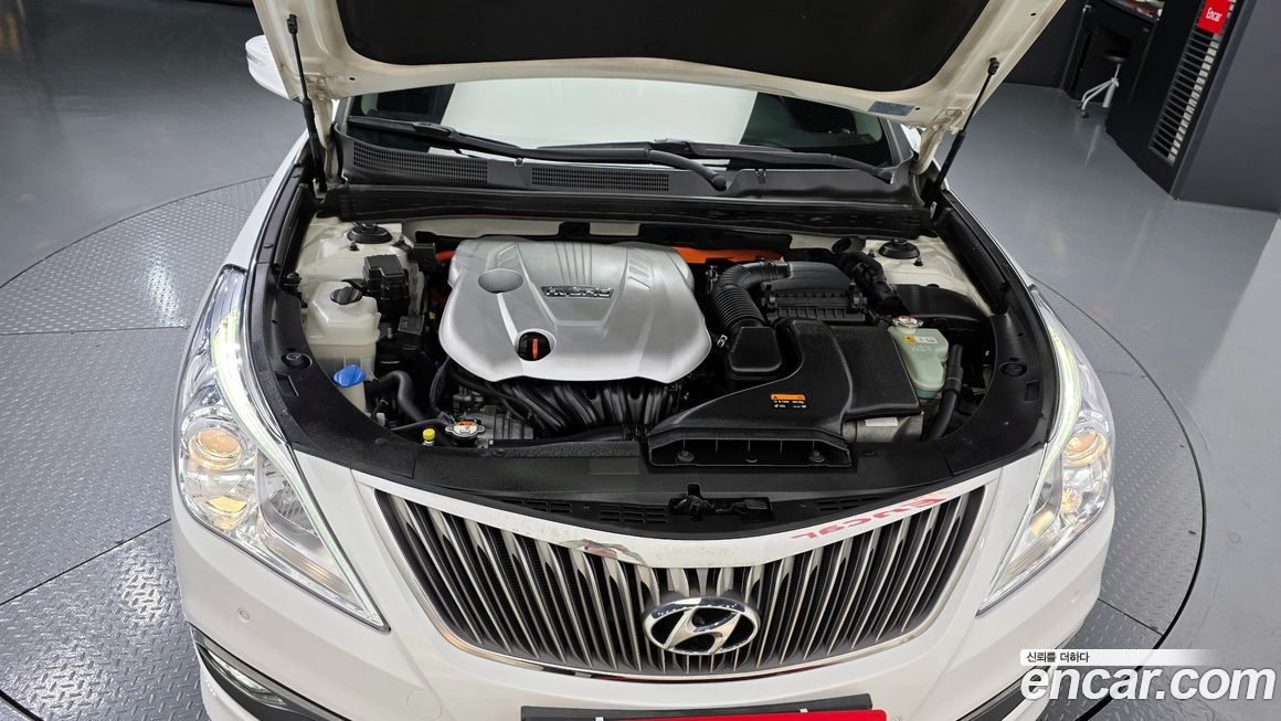 Hyundai Grandeur 2016