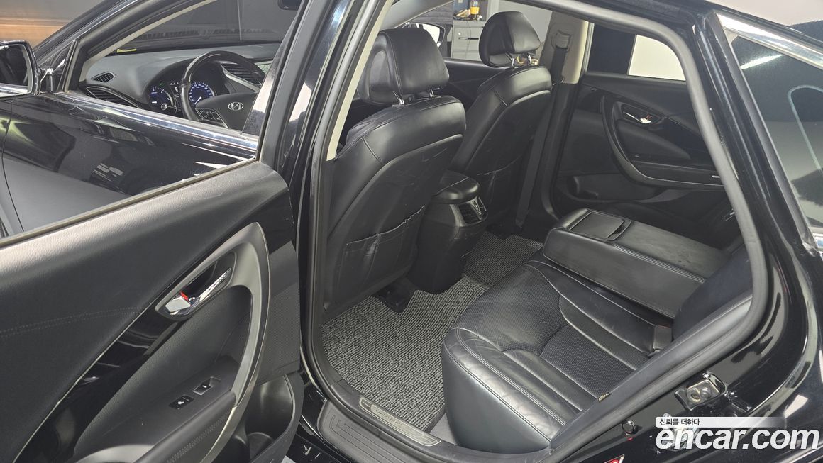 Hyundai Grandeur 2016