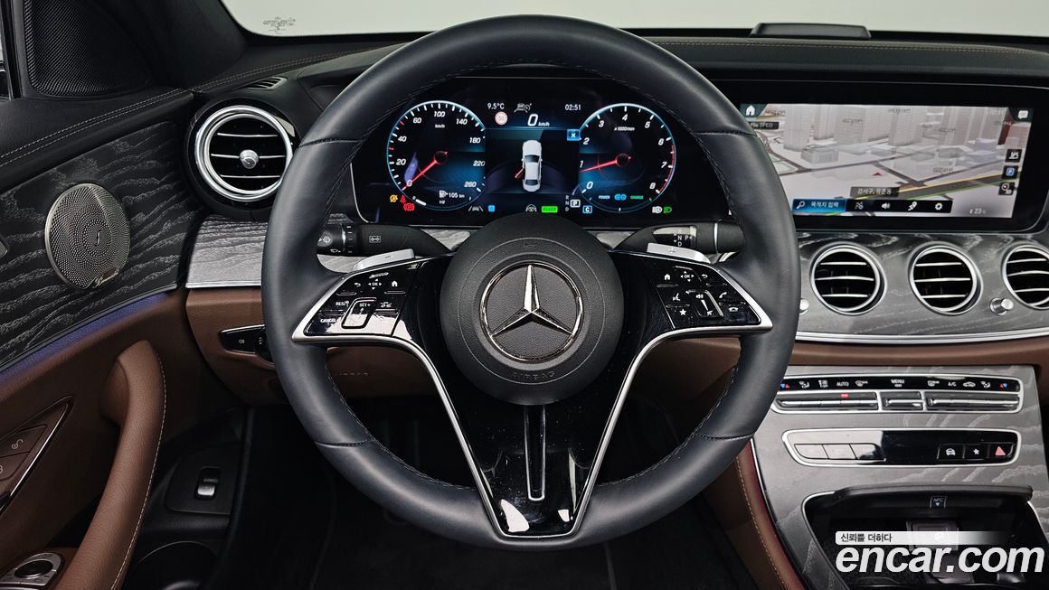 Mercedes-Benz E-Class 2023