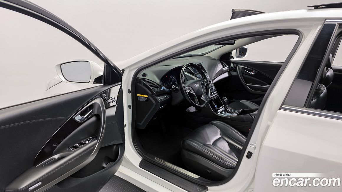 Hyundai Grandeur 2016