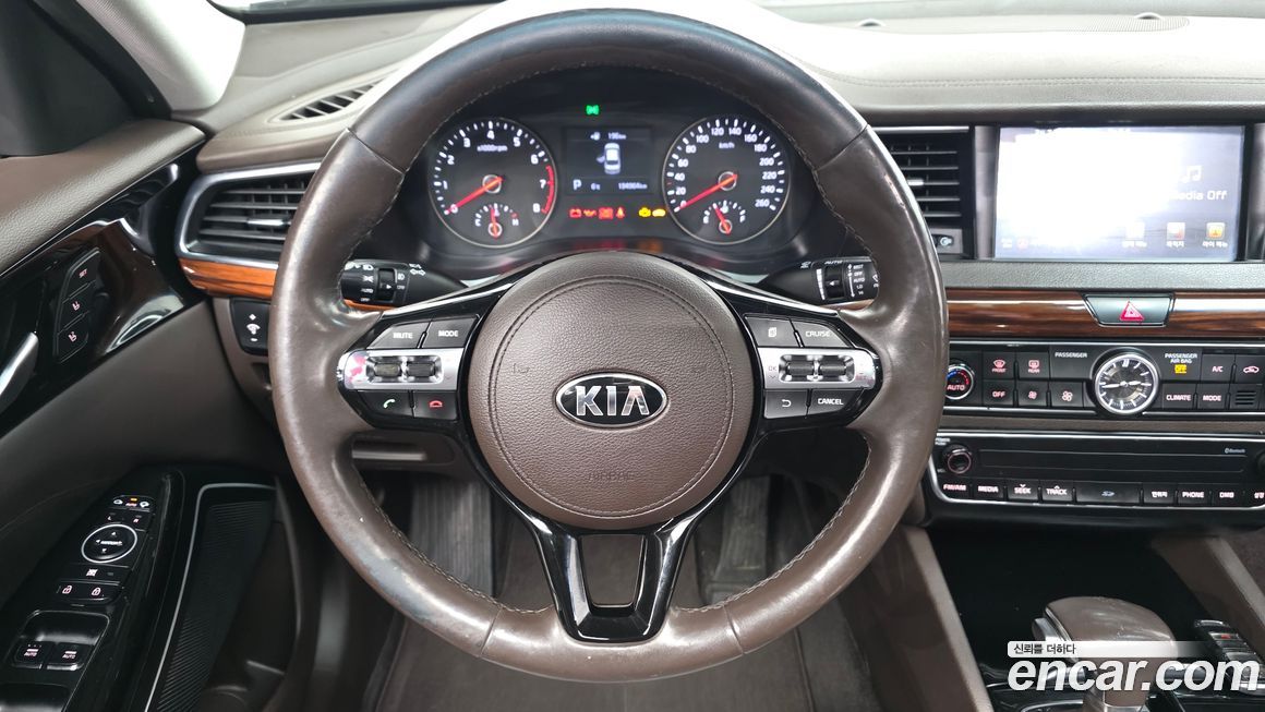 Kia K7 2016