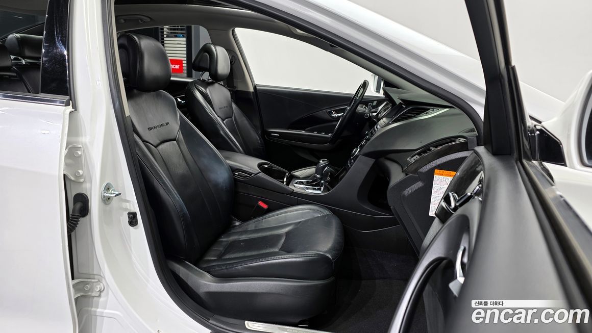 Hyundai Grandeur 2016