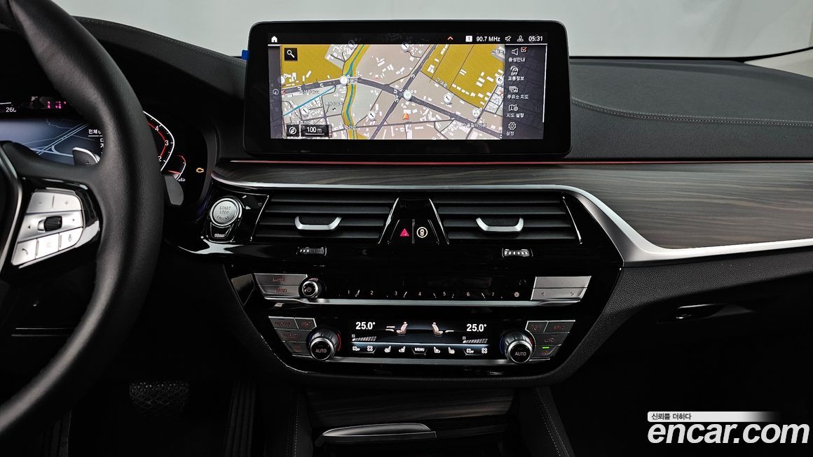 BMW Gran Turismo 2023