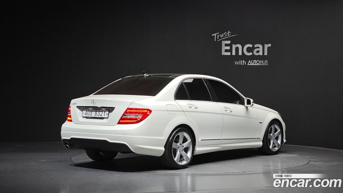 Mercedes-Benz C-Class 2012