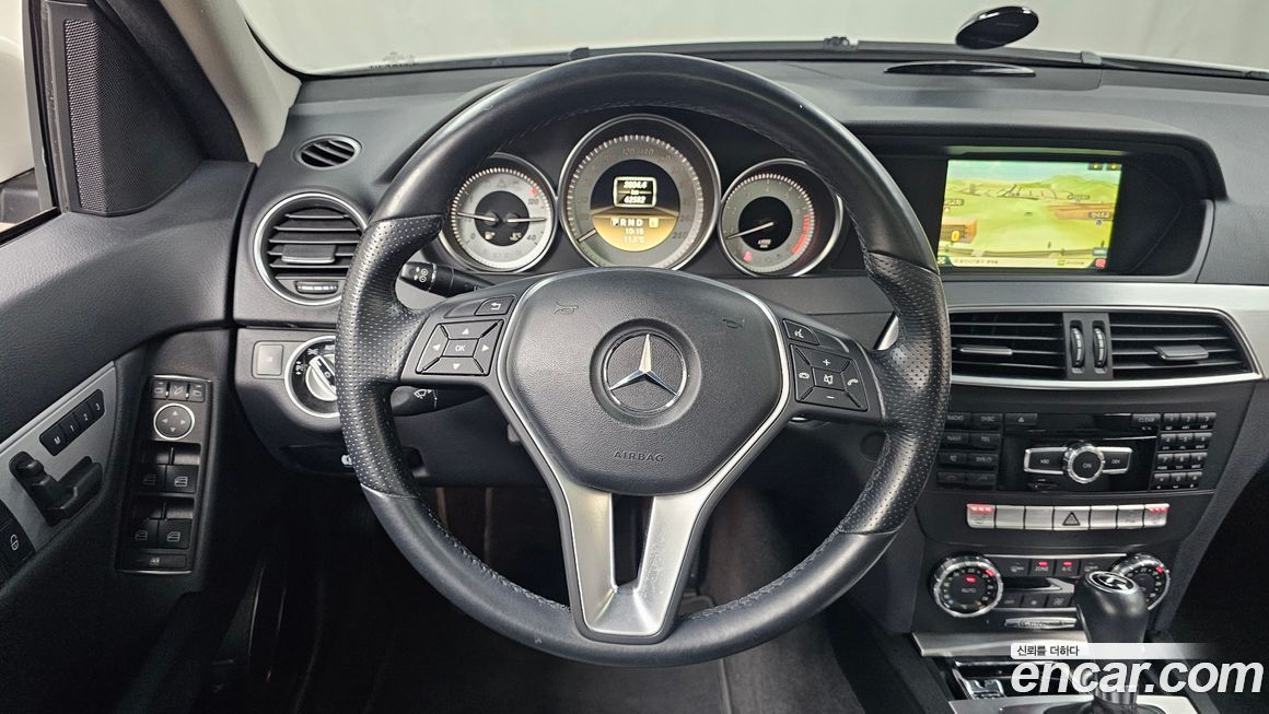 Mercedes-Benz C-Class 2012