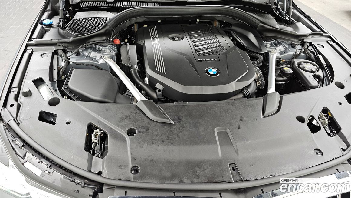 BMW Gran Turismo 2023