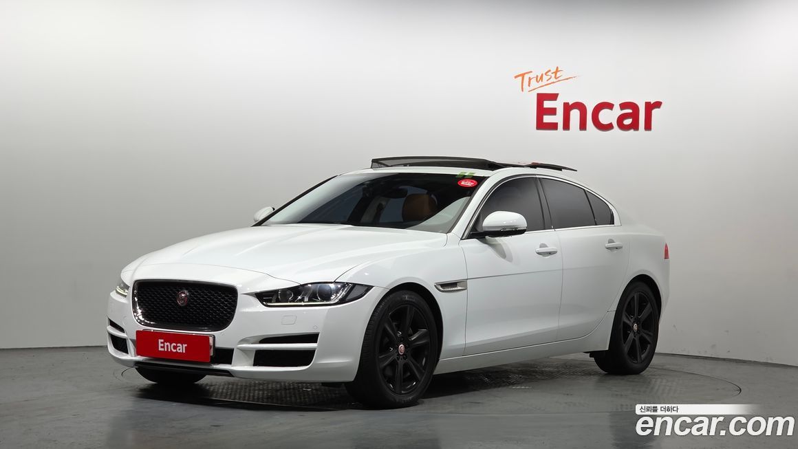 Jaguar XE 2019