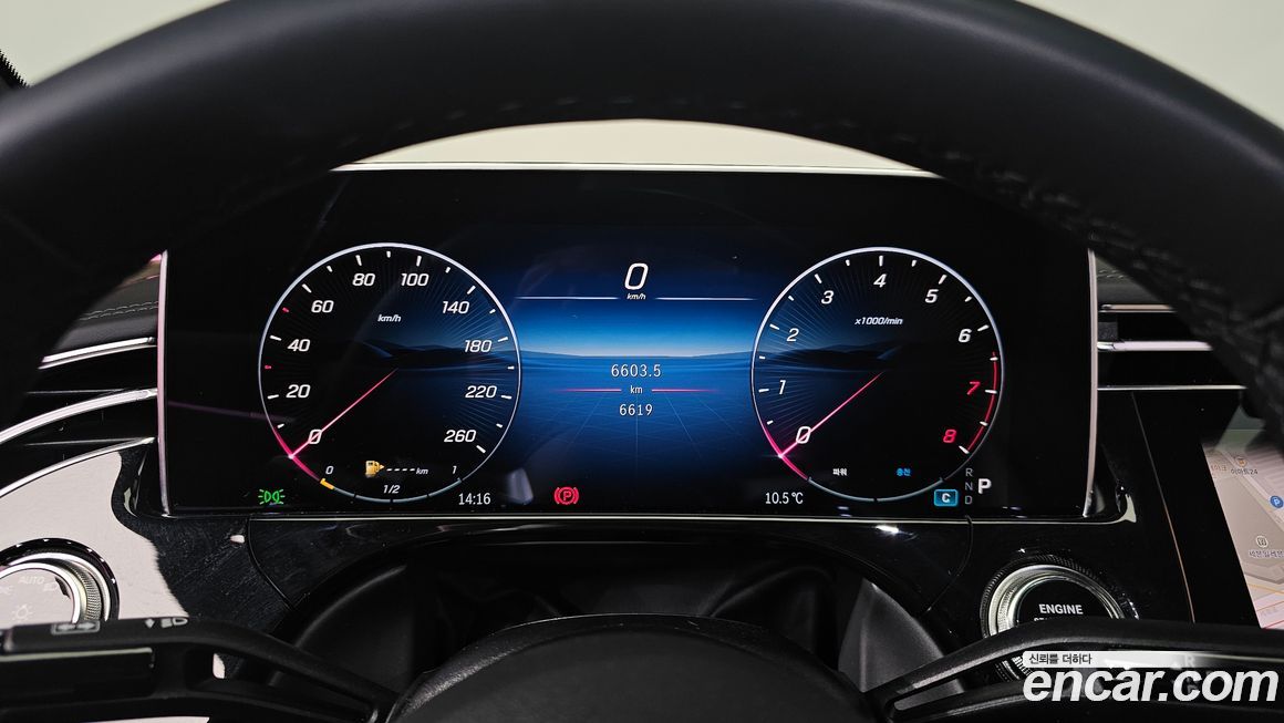 Mercedes-Benz E-Class 2025