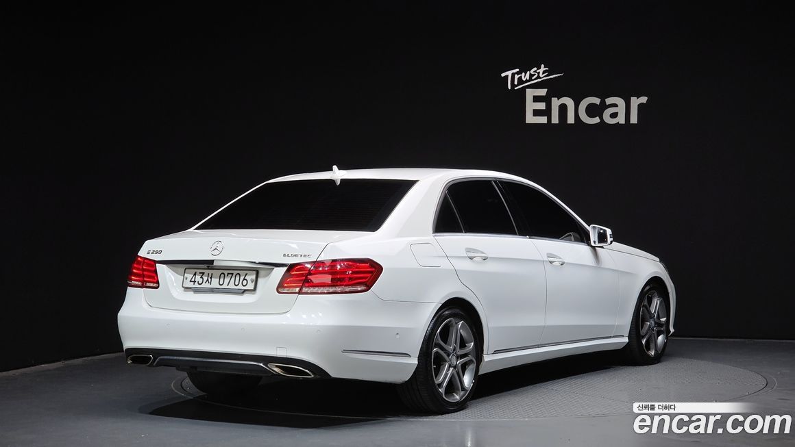 Mercedes-Benz E-Class 2016