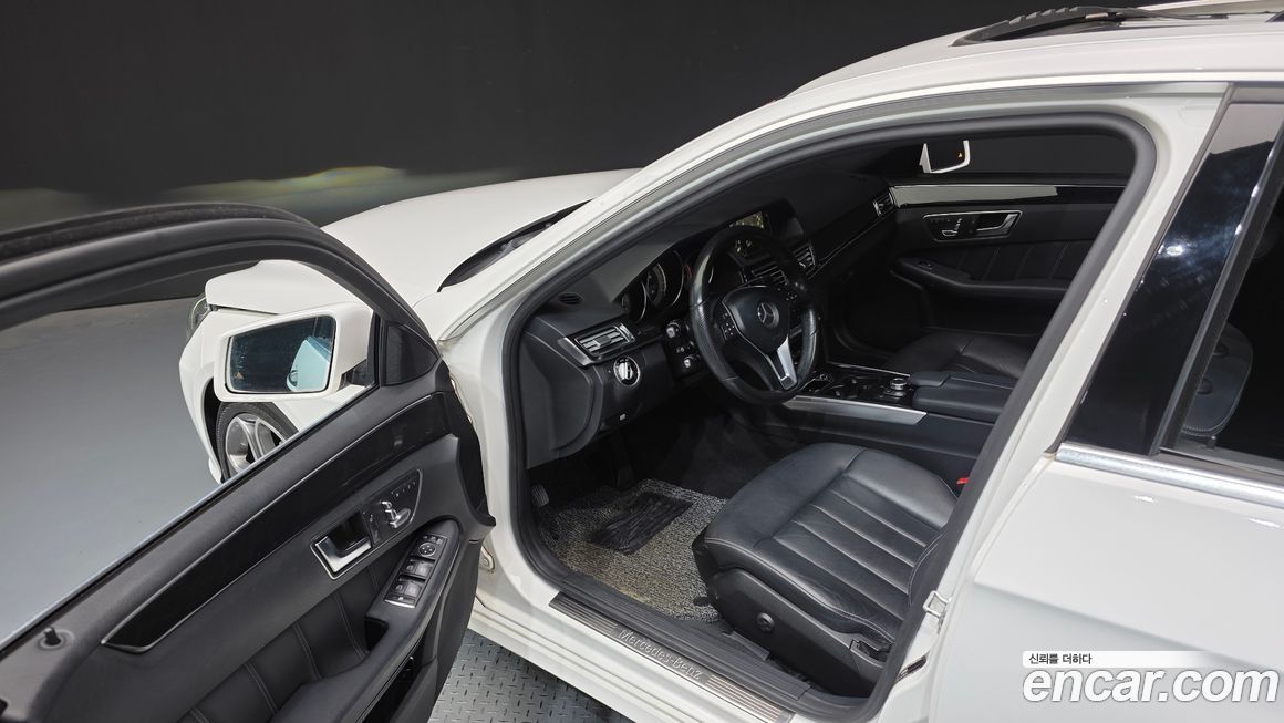 Mercedes-Benz E-Class 2016