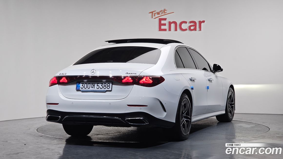 Mercedes-Benz E-Class 2025