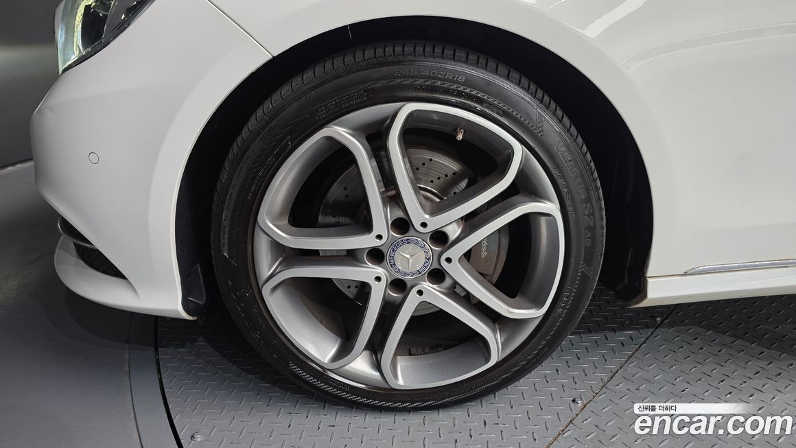 Mercedes-Benz E-Class 2016