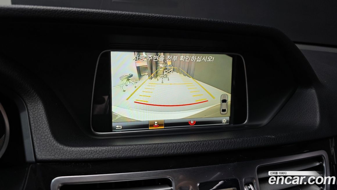 Mercedes-Benz E-Class 2016