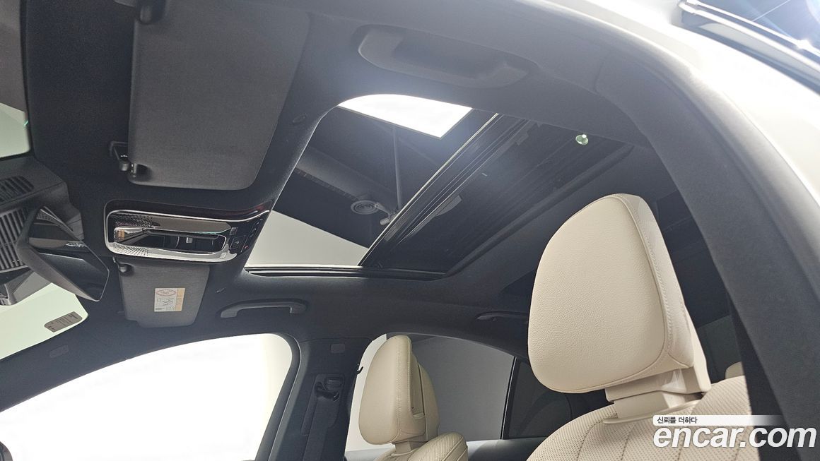 Mercedes-Benz E-Class 2025