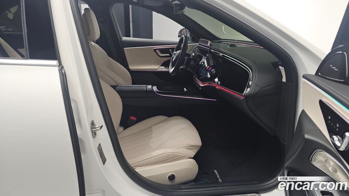 Mercedes-Benz E-Class 2025