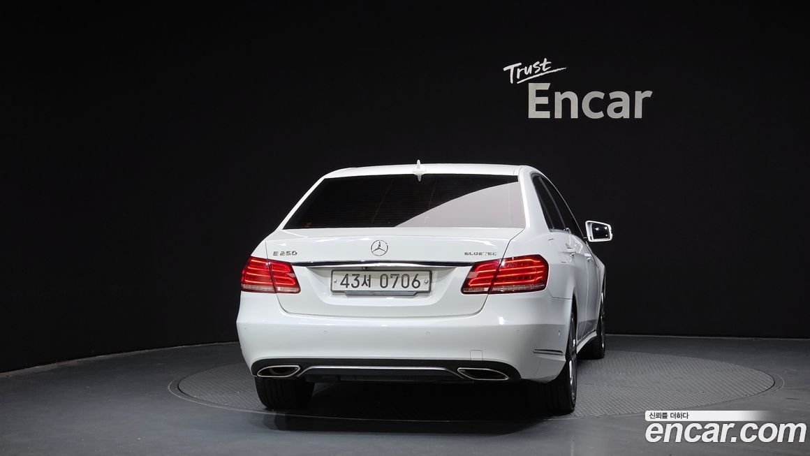 Mercedes-Benz E-Class 2016