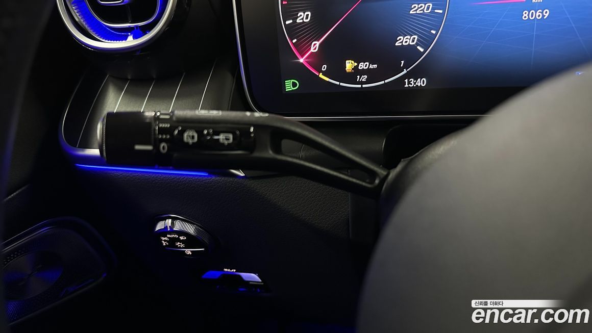 Mercedes-Benz GLC-Class 2025