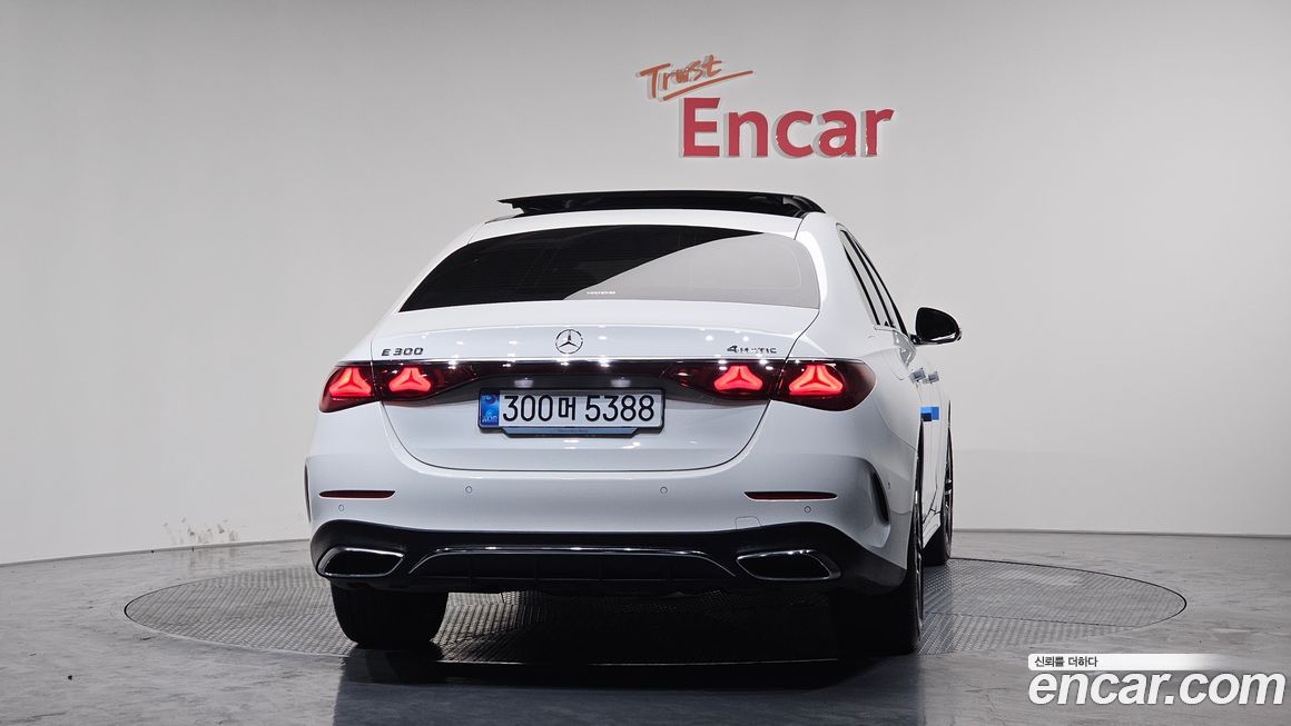 Mercedes-Benz E-Class 2025