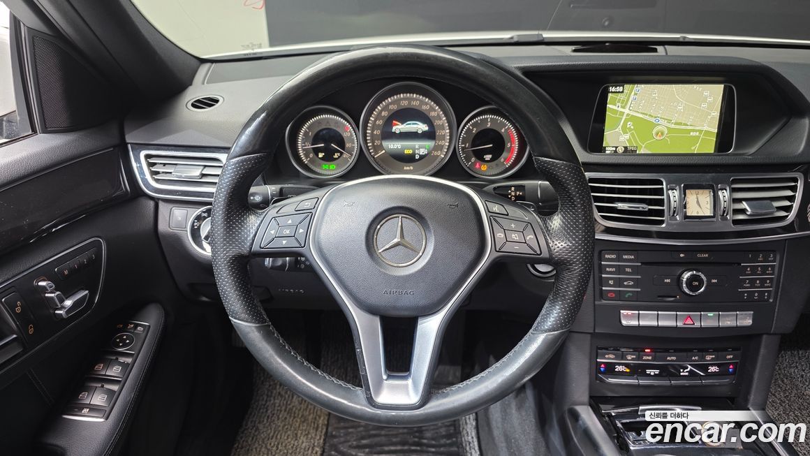 Mercedes-Benz E-Class 2016