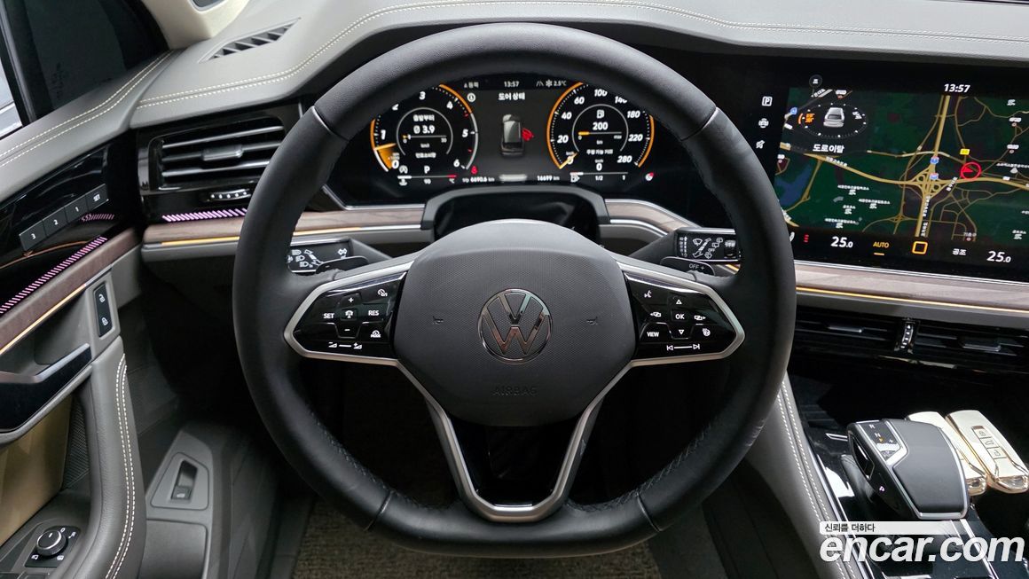 Volkswagen Touareg 2024