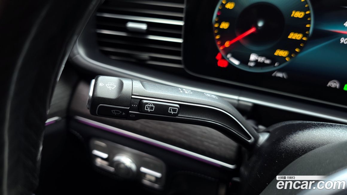 Mercedes-Benz GLS-Class 2021