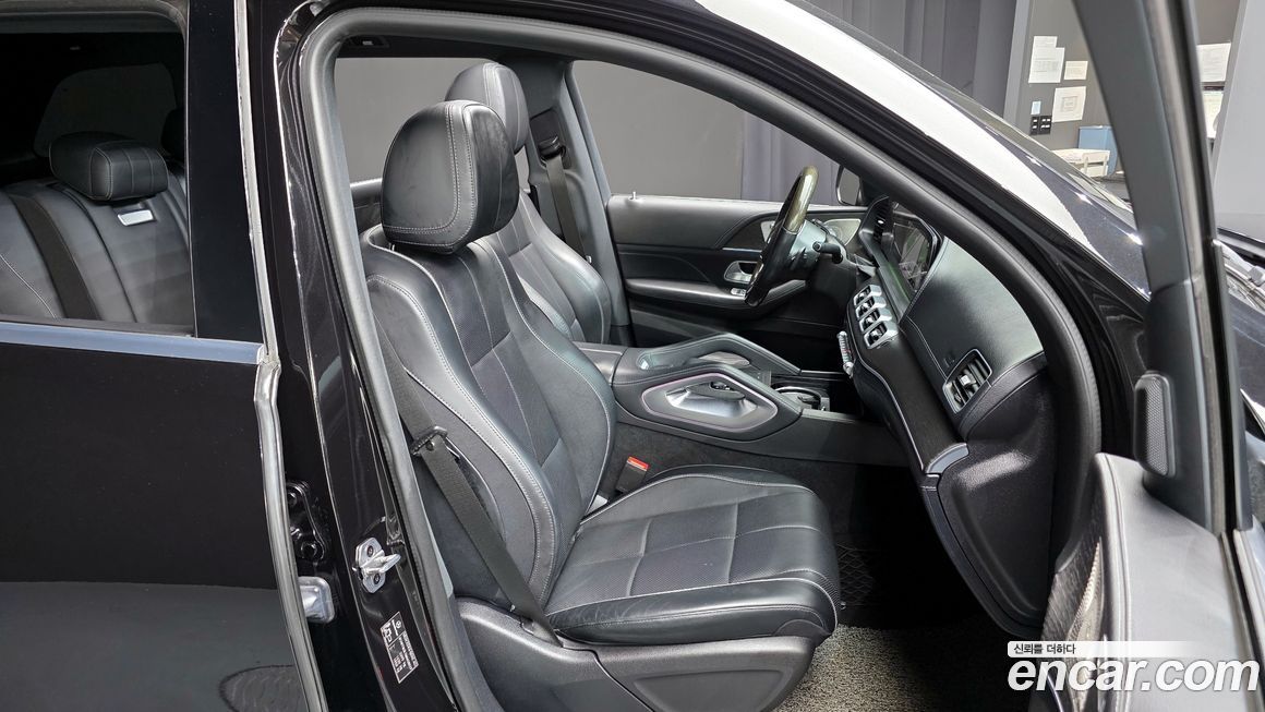 Mercedes-Benz GLS-Class 2021