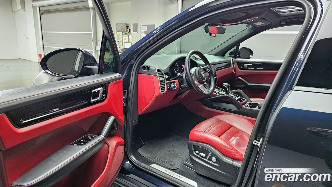 Porsche Cayenne 2020