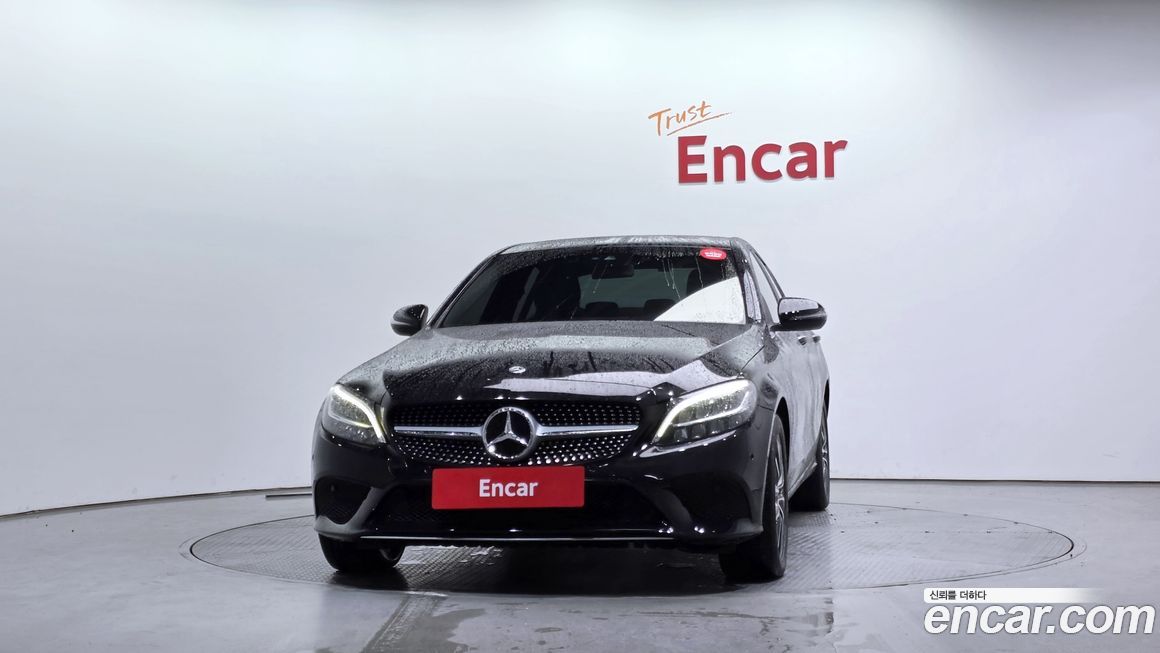 Mercedes-Benz C-Class 2019