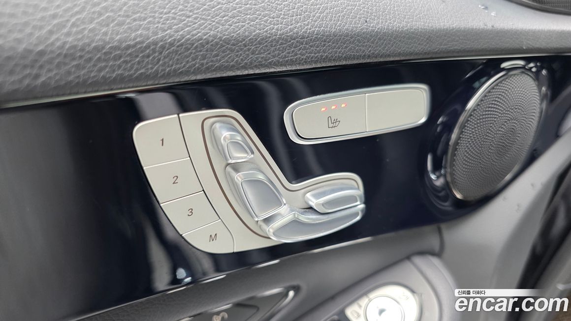 Mercedes-Benz C-Class 2019