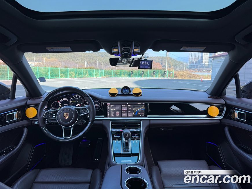 Porsche Panamera 2019