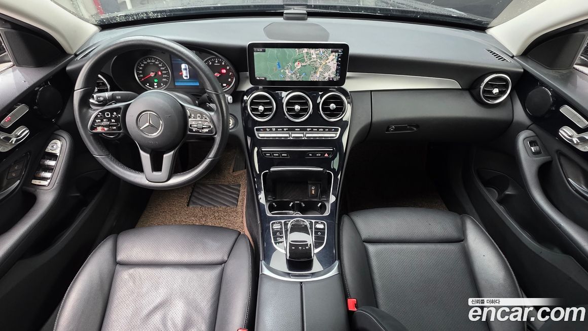 Mercedes-Benz C-Class 2019