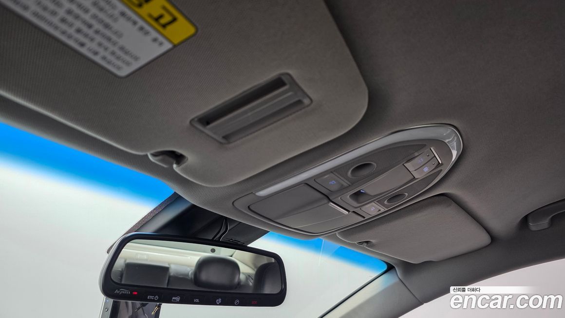 Hyundai Genesis 2015