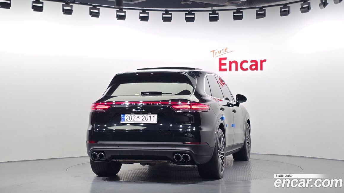 Porsche Cayenne 2023