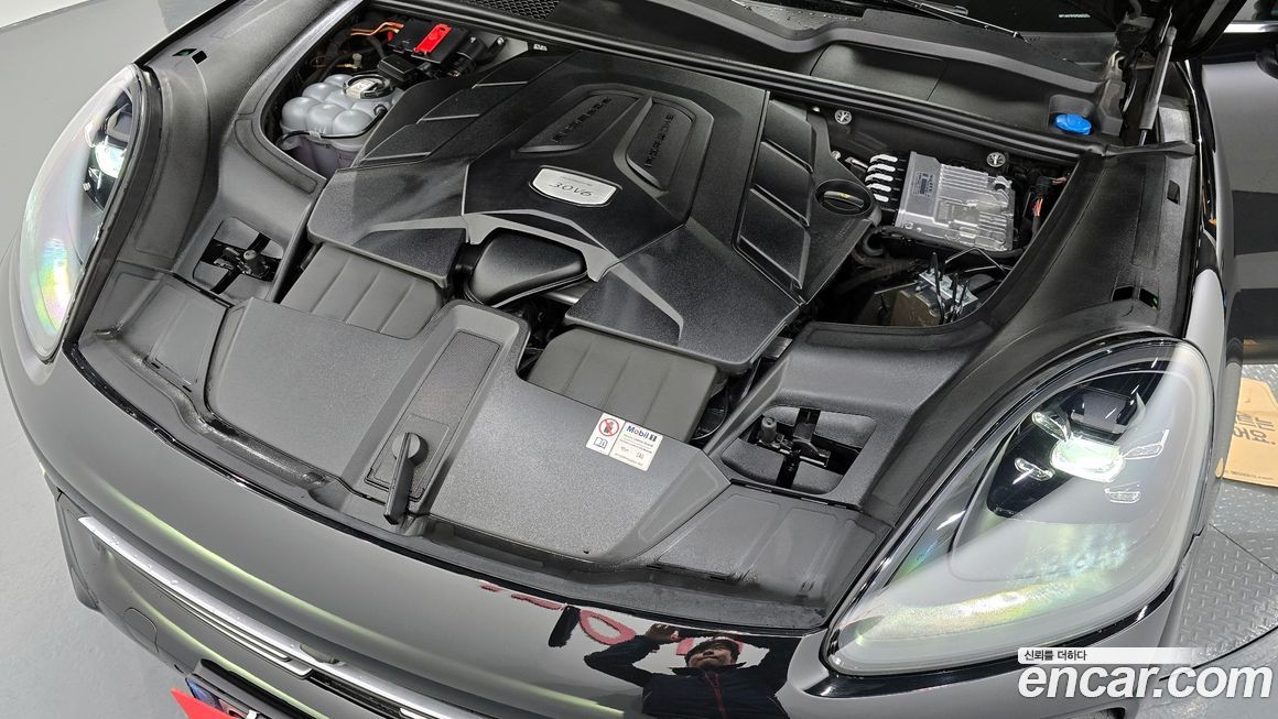 Porsche Cayenne 2023