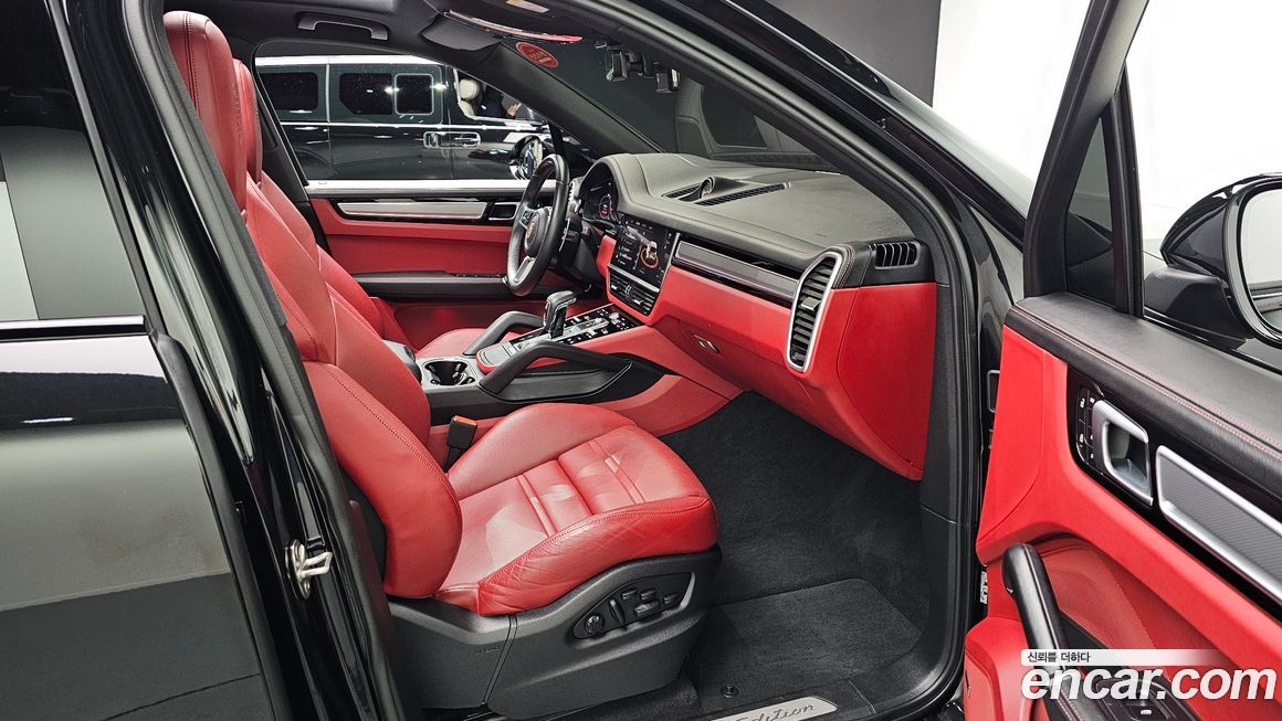 Porsche Cayenne 2023