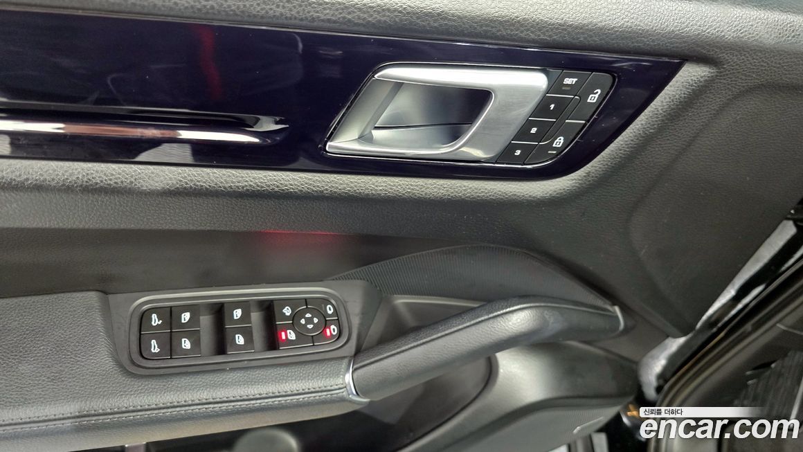 Porsche Cayenne 2023