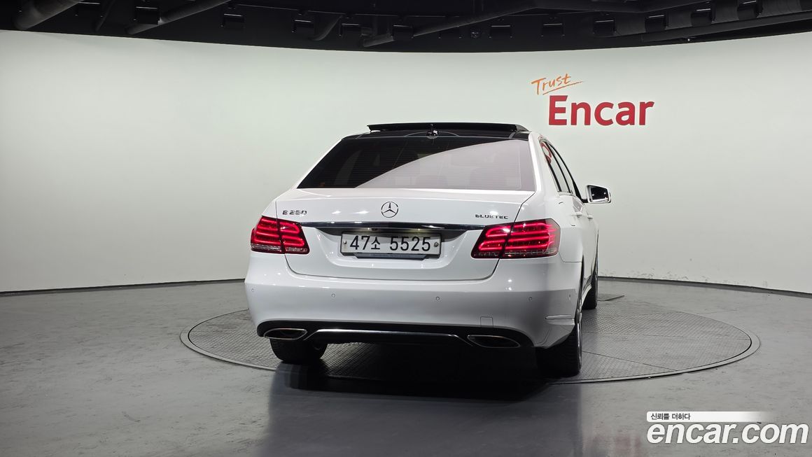 Mercedes-Benz E-Class 2015