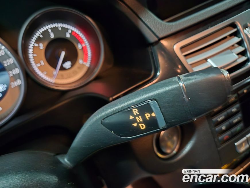 Mercedes-Benz E-Class 2015