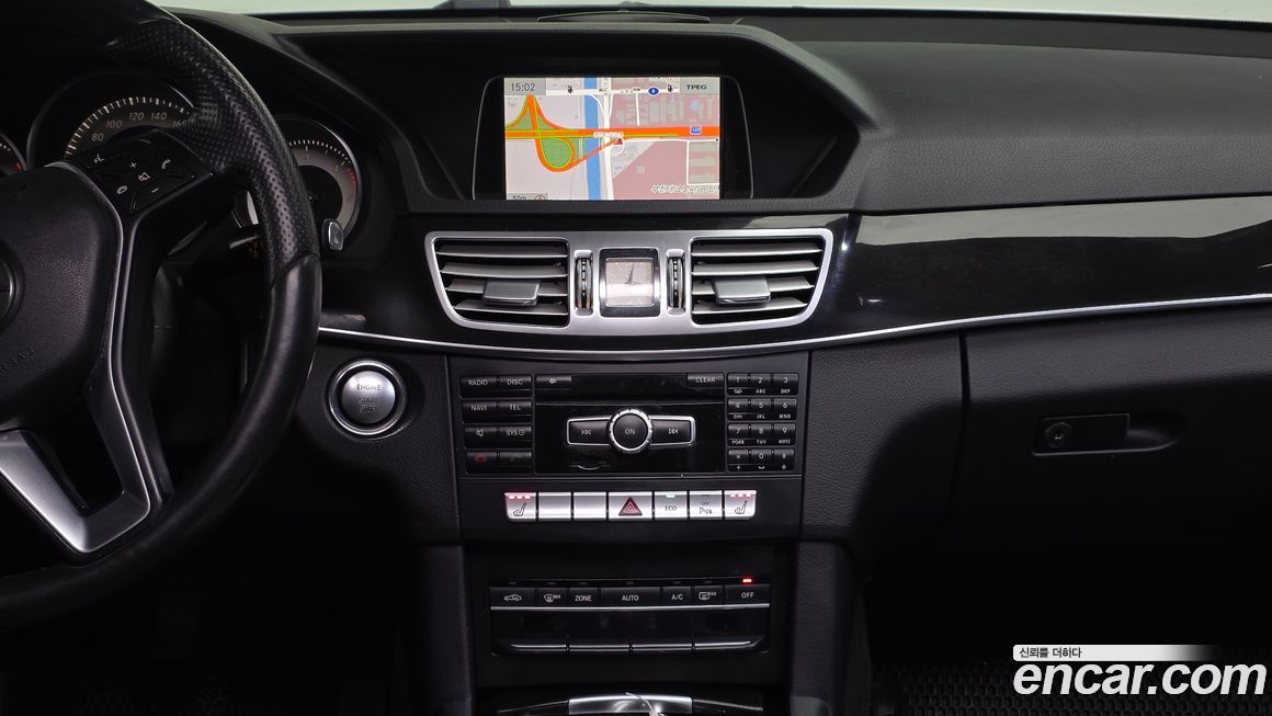 Mercedes-Benz E-Class 2015