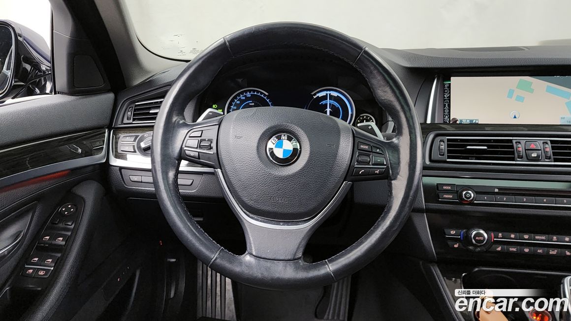 BMW 5-Series 2016