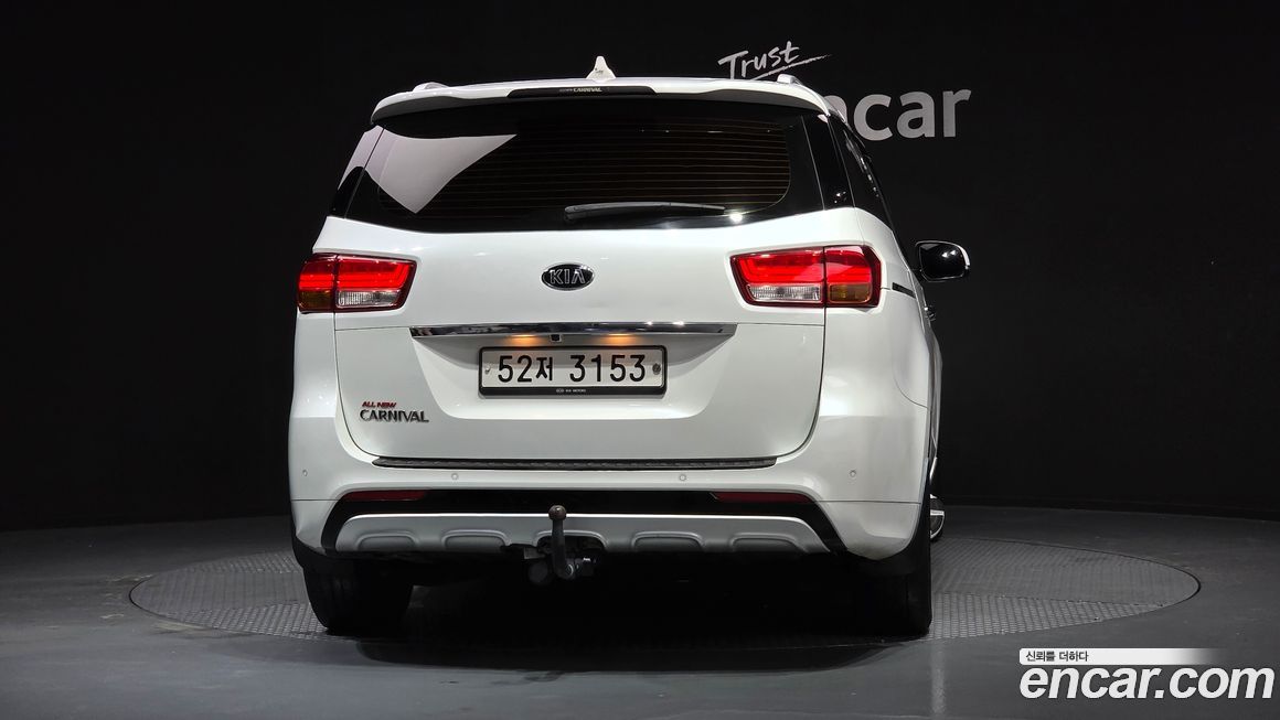 Kia Canival 2018