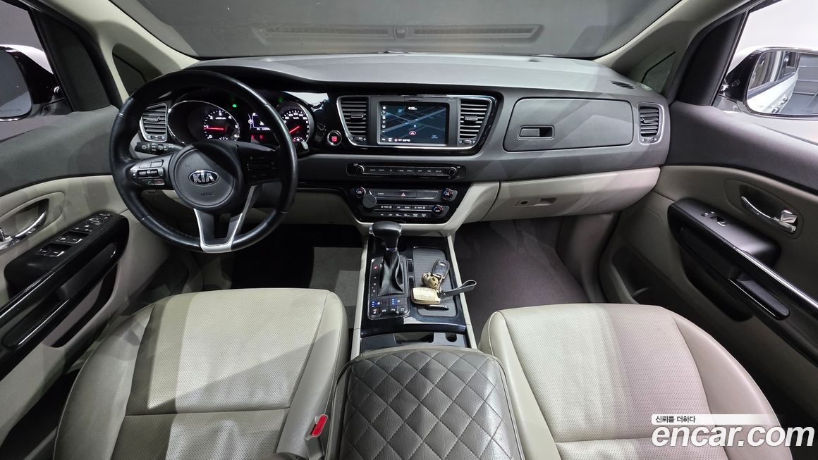 Kia Canival 2018