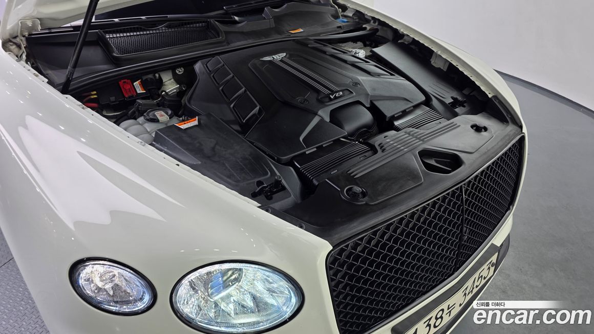 Bentley Bentayga 2021